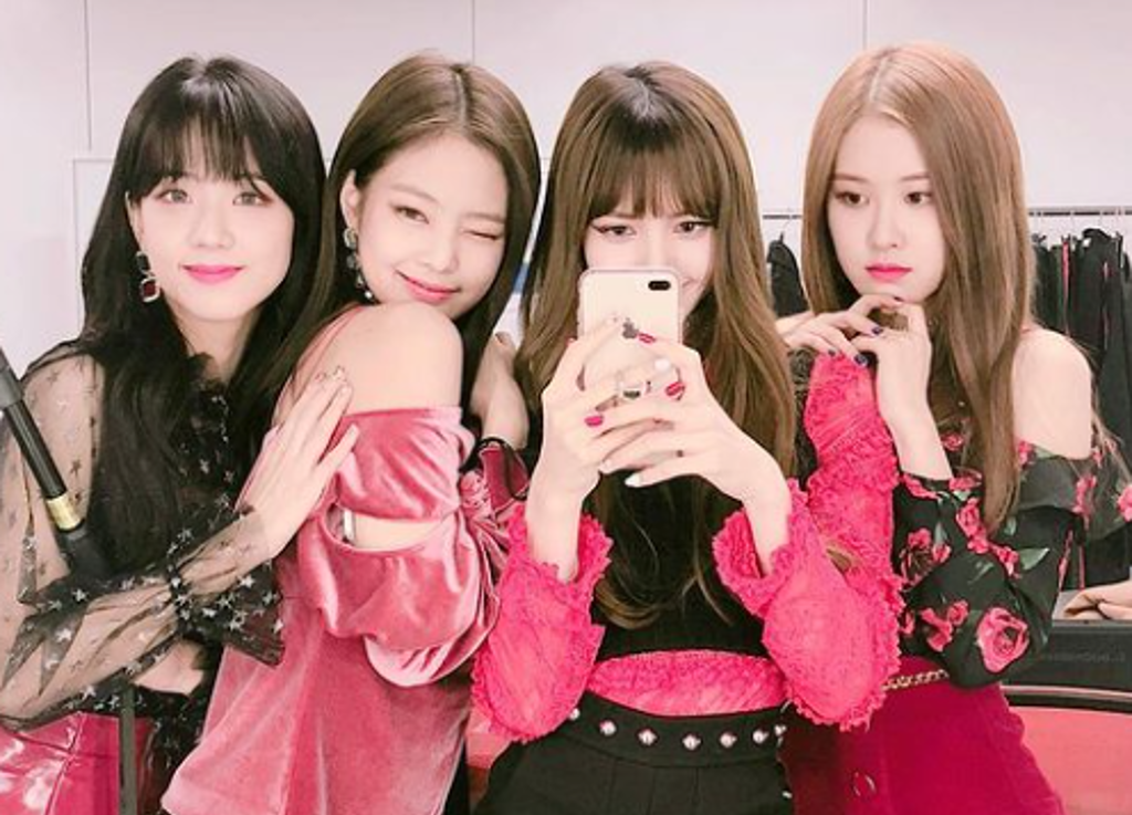  BLACKPINK 
